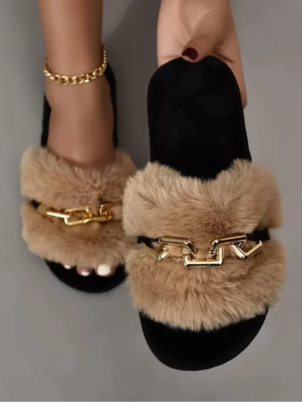 SHEIN Black Slides with Tan Faux Fur & Gold Chain